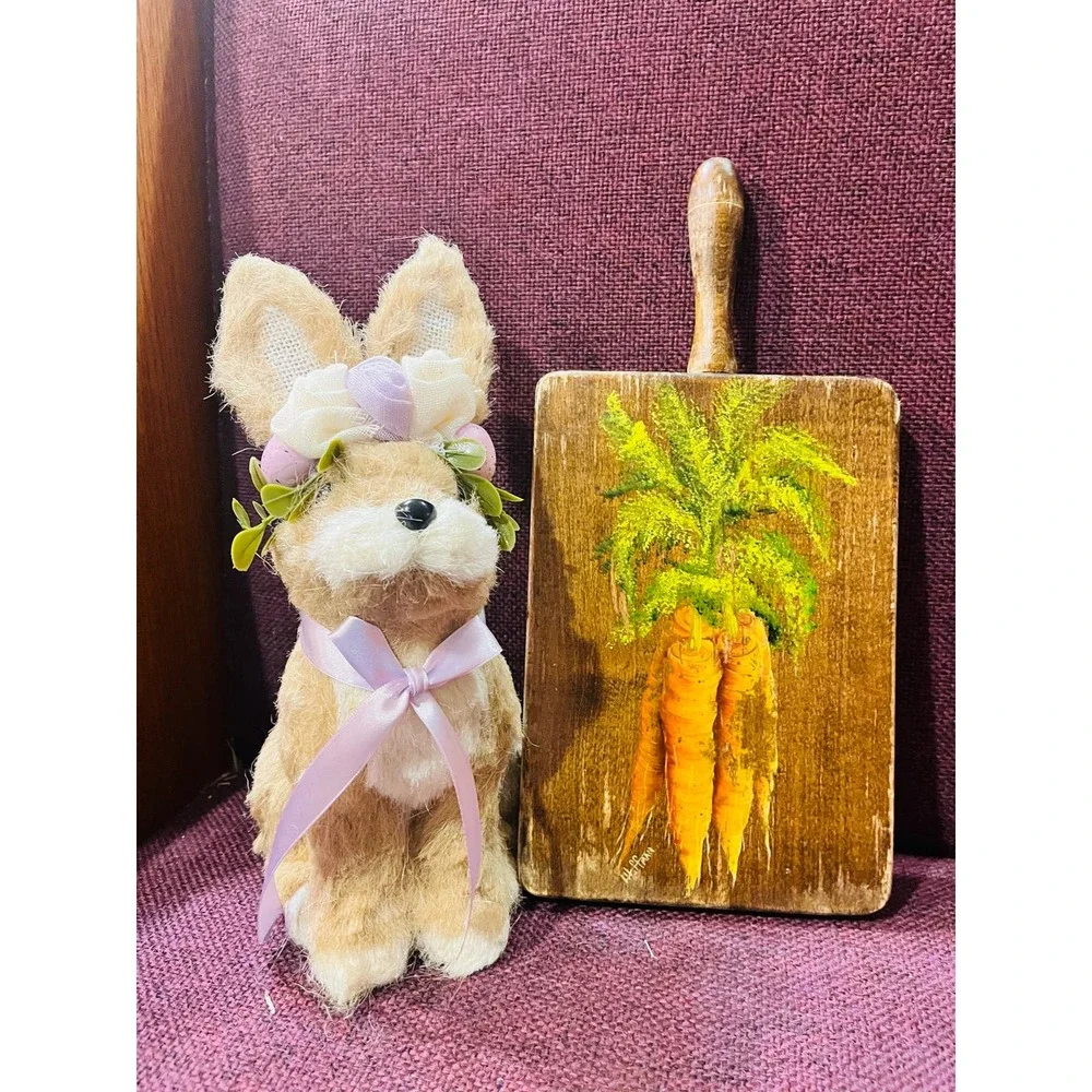 Vintage Carrot cutting board with bunny